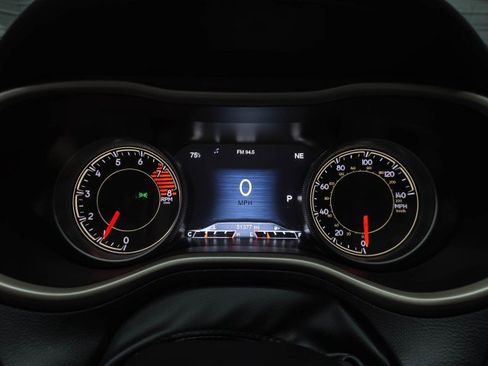 Used 2017 Jeep Cherokee High Altitude FWD image 22
