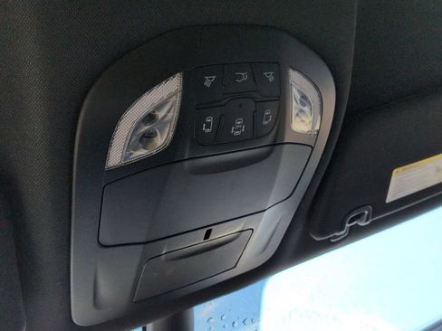 Used 2026 Chrysler Pacifica Select FWD image 20