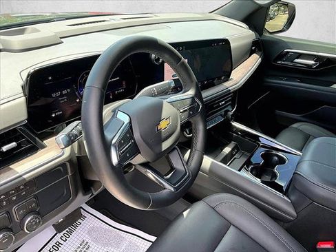 Used 2026 Chevrolet Tahoe LT w/ Comfort Package RWD image 14