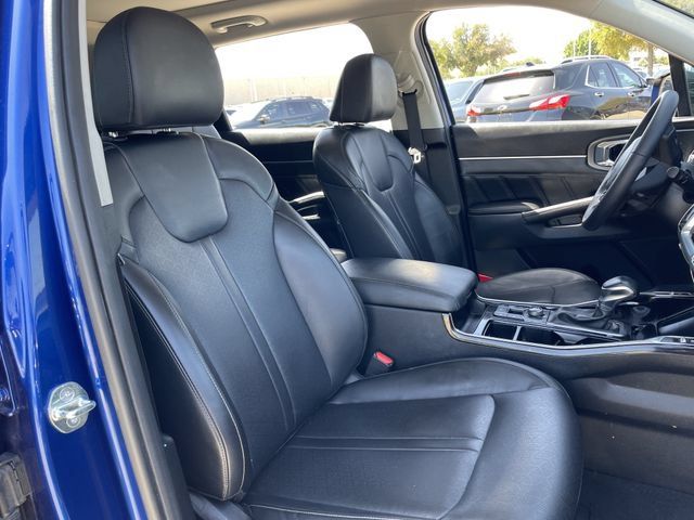 Used 2023 Kia Sorento SX FWD image 25