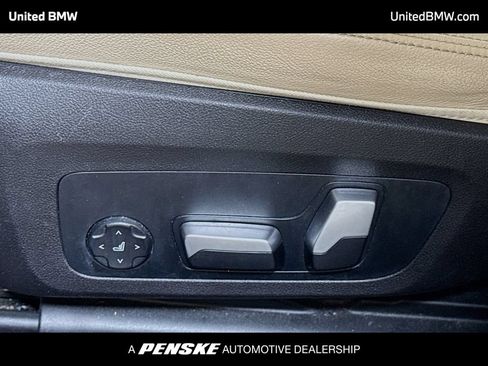 Used 2023 BMW 330i Sedan w/ Driving Assistance Package RWD image 4