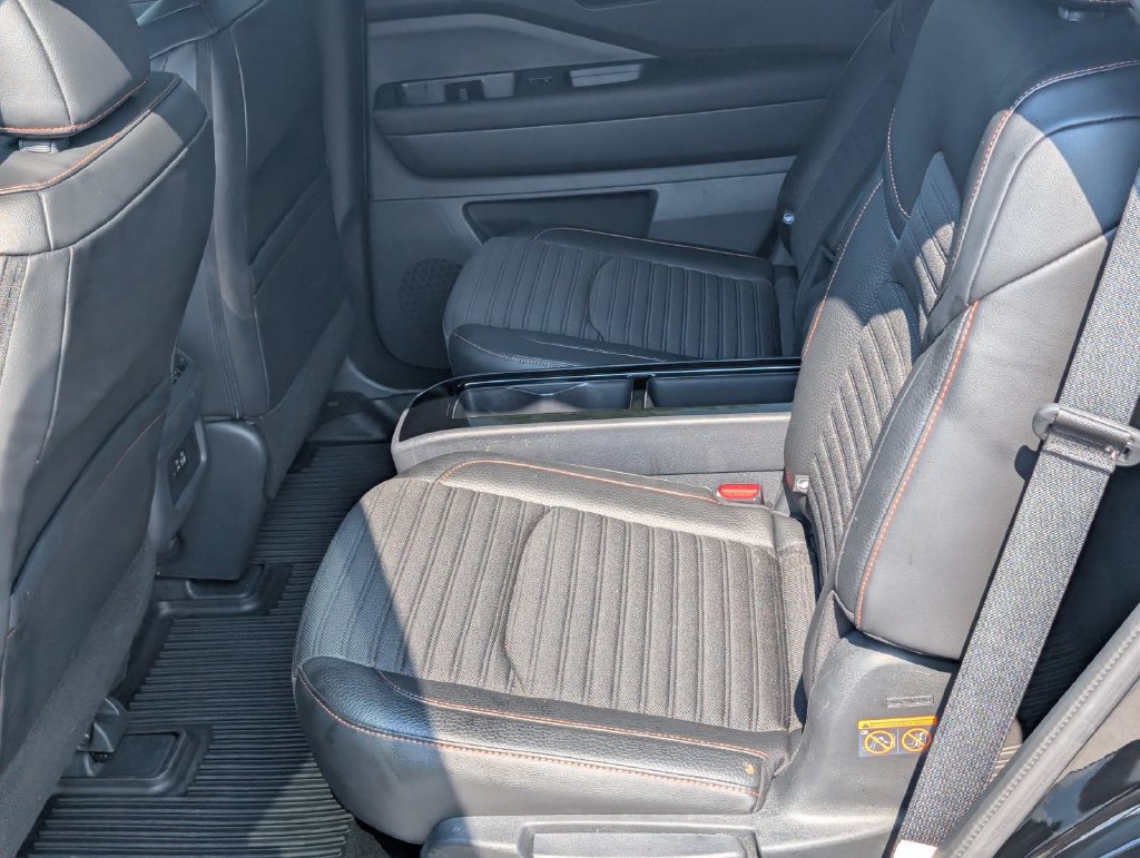 Used 2024 Nissan Pathfinder Rock Creek AWD/4WD image 18