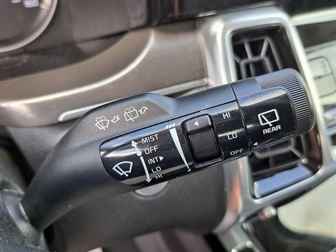 Used 2021 Kia Sorento SX FWD image 11