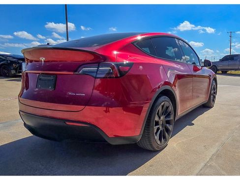 Used 2024 Tesla Model Y Long Range AWD/4WD image 14