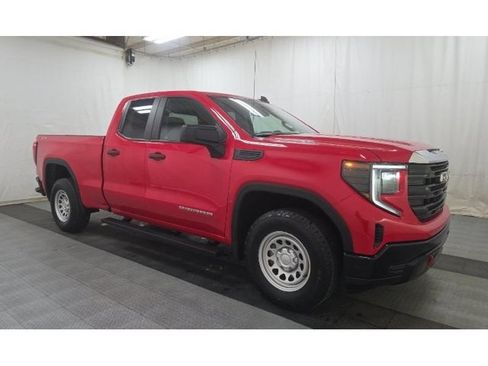Used 2023 GMC Sierra 1500 Pro w/ Pro Value Package AWD/4WD image 2