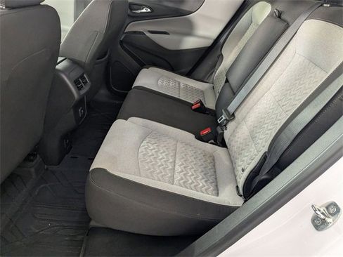Used 2022 Chevrolet Equinox LT image 28