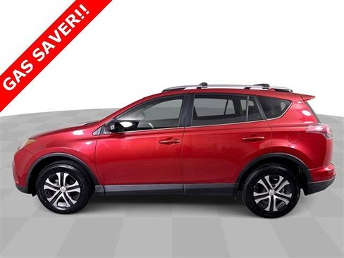 Used 2016 Toyota RAV4 LE image 5