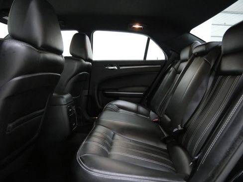 Used 2021 Chrysler 300 S RWD image 22