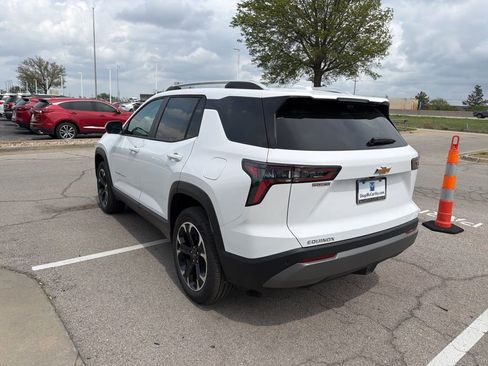 New 2026 Chevrolet Equinox LT FWD image 5