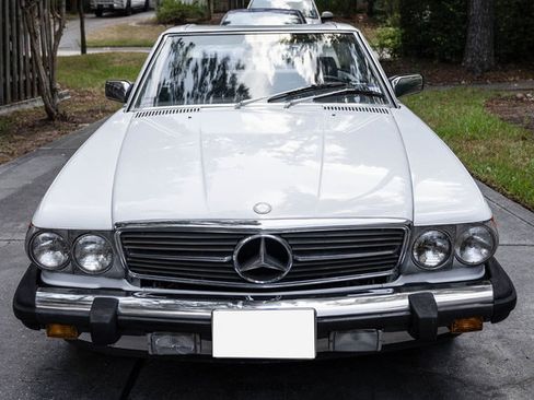 Used 1988 Mercedes-Benz 560 SL image 13