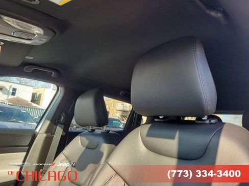 New 2026 Jeep Compass Limited image 18