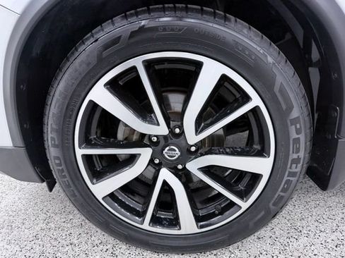 Used 2020 Nissan Rogue SL FWD image 13