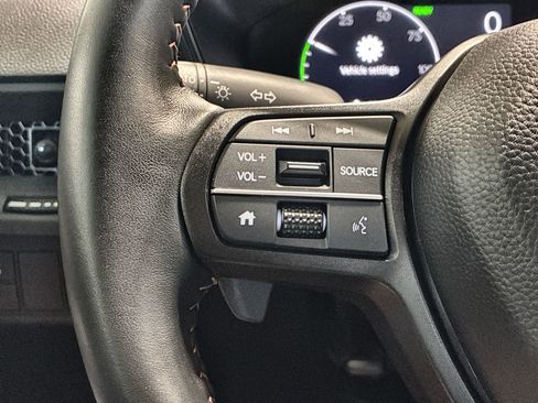 Certified 2025 Honda CR-V Sport image 26