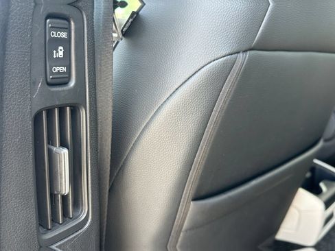 Used 2025 Honda Odyssey Elite image 28