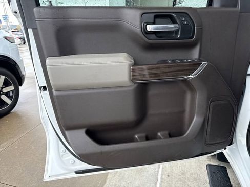 Used 2020 Chevrolet Silverado 1500 LT w/ Texas Edition image 10