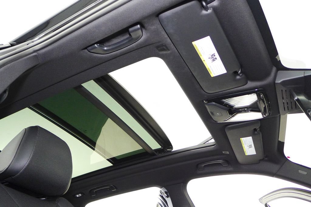 Used 2024 BMW X5 sDrive40i w/ Premium Package RWD image 18