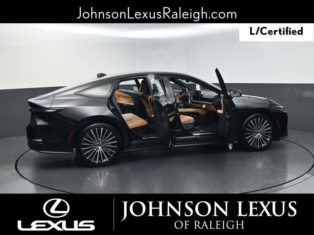 Certified 2026 Lexus ES 350e w/ Accessory Package (Z2) FWD image 31