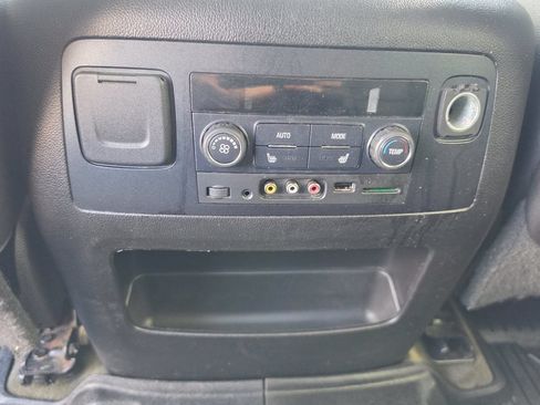 Used 2015 Chevrolet Tahoe LTZ AWD/4WD image 10