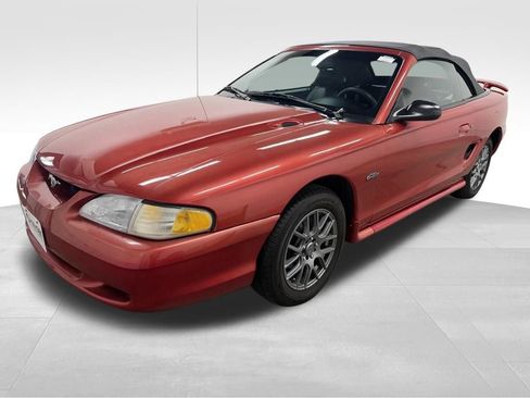 Used 1996 Ford Mustang GT RWD image 3