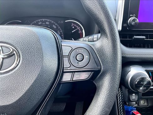 Used 2023 Toyota RAV4 XLE w/ Convenience Package image 24