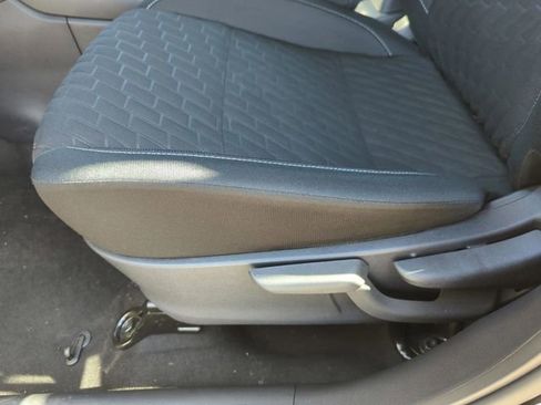 Certified 2022 Nissan Kicks S image 31