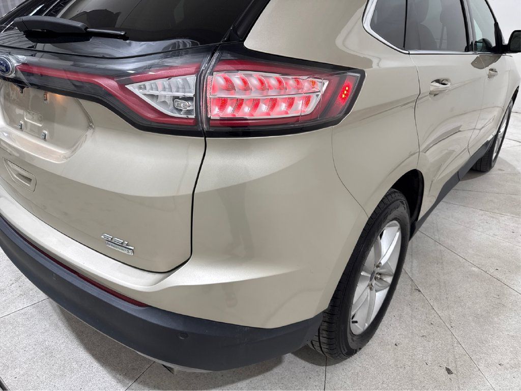 Used 2017 Ford Edge SEL w/ Equipment Group 201A FWD image 19