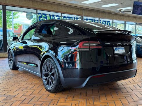 Used 2023 Tesla Model X AWD/4WD image 13