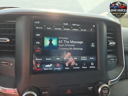 Used 2019 RAM 1500 Laramie AWD/4WD image 19