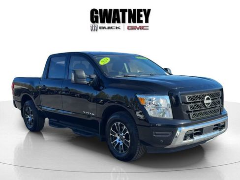 Used 2024 Nissan Titan SV w/ SV Convenience Package image 1