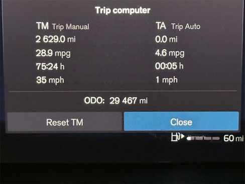 Used 2024 Volvo V60 B5 Cross Country Ultimate image 29