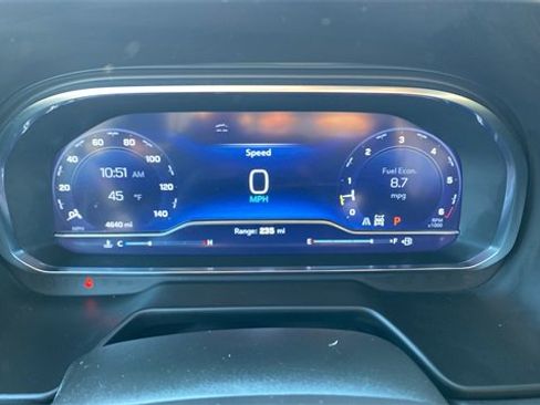 Used 2023 Chevrolet Suburban RST w/ Luxury Package image 12