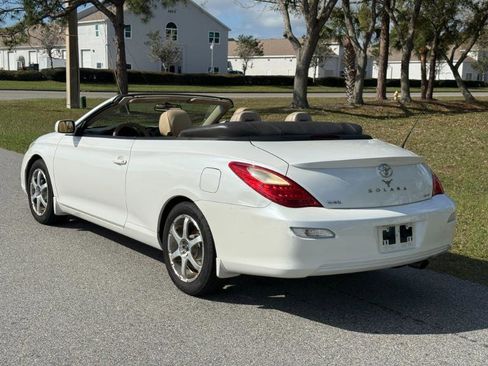 Used 2007 Toyota Solara Convertible image 7