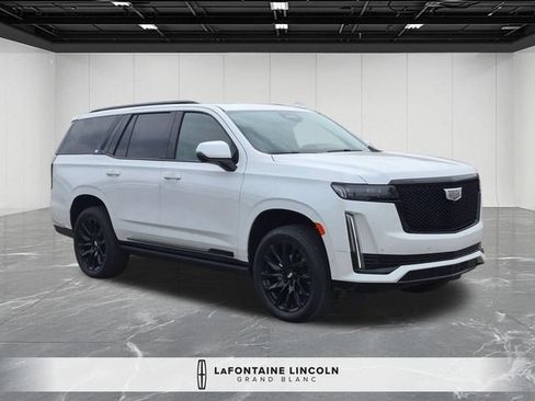 Used 2024 Cadillac Escalade Sport w/ LPO, ONYX Package AWD/4WD image 4