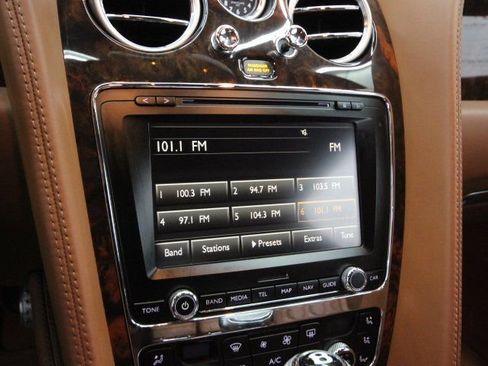Used 2014 Bentley Continental GT image 18