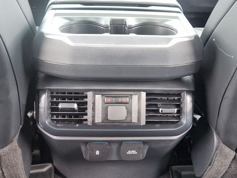Used 2023 Ford F150 Raptor w/ Raptor Carbon Fiber Package AWD/4WD image 32
