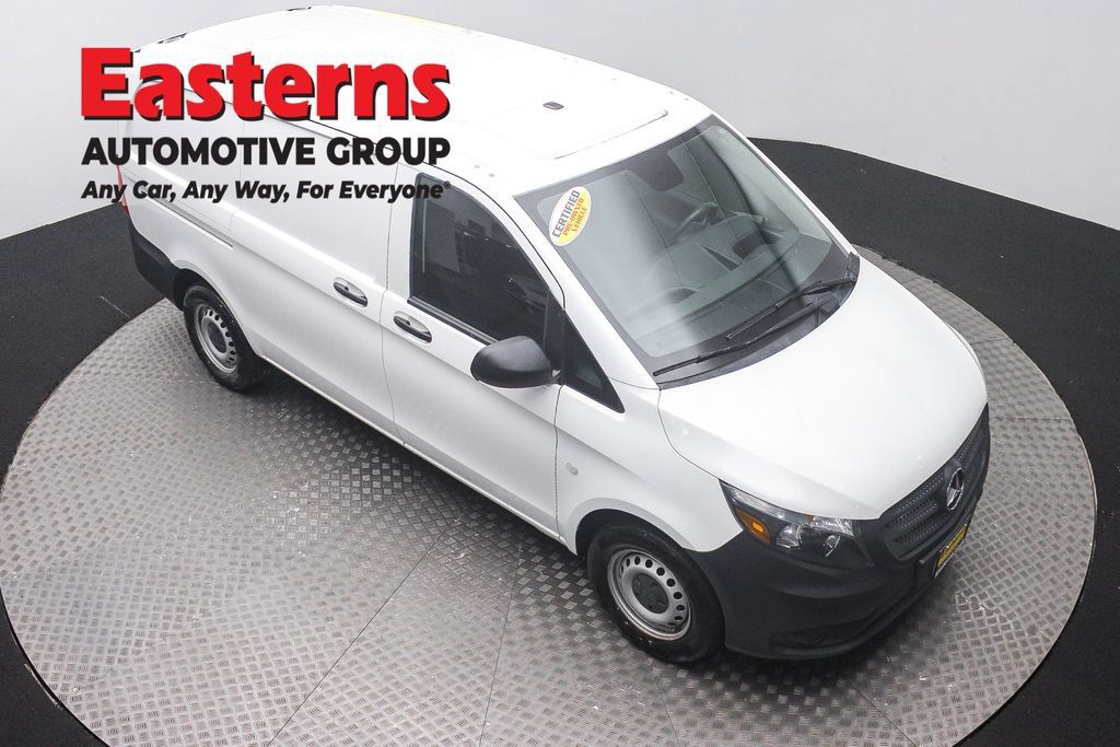 Used 2022 Mercedes-Benz Metris image 3