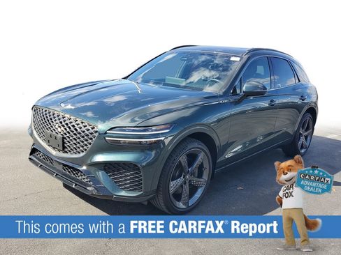 Used 2023 Genesis GV70 2.5T w/ Sport Prestige Package image 3