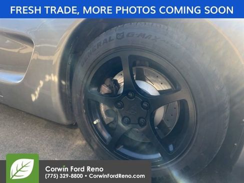 Used 2000 Chevrolet Corvette Coupe w/ Roof Pkg image 15