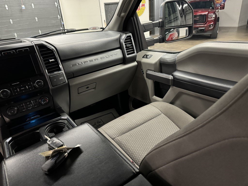 Used 2021 Ford F250 XLT w/ Tremor Off-Road Package AWD/4WD image 31