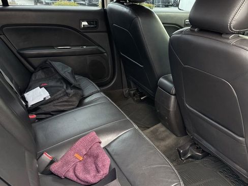 Used 2011 Ford Fusion SEL w/ 302A Rapid Spec Order Code image 9