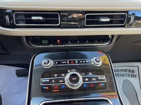 Certified 2023 Lincoln Nautilus Reserve image 24