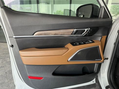 Used 2022 Kia Telluride SX w/ SX Prestige Package image 27