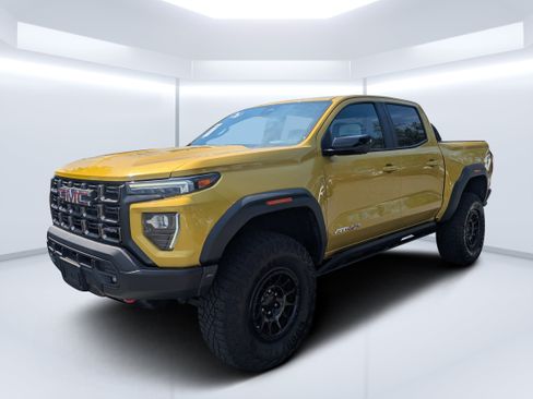 Used 2024 GMC Canyon AT4X w/ AT4X AEV Edition AWD/4WD image 7