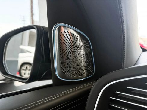 Used 2022 Mercedes-Benz Maybach GLS 600 4MATIC image 21