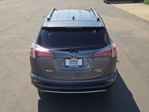 Used 2017 Toyota RAV4 Limited AWD/4WD image 10