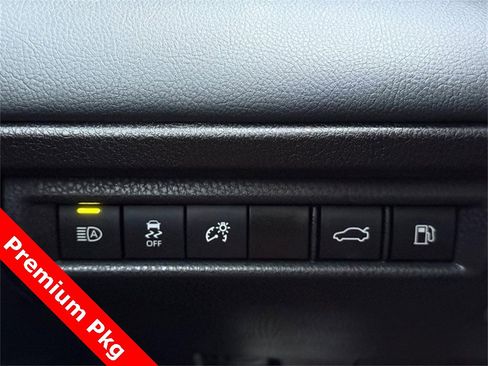 Used 2025 Toyota Camry XSE image 29