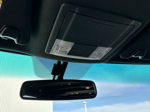 Used 2015 Ford Explorer XLT w/ Equipment Group 202A image 35