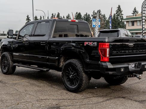 Used 2020 Ford F350 Lariat image 15