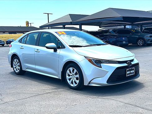 Used 2024 Toyota Corolla LE FWD image 10