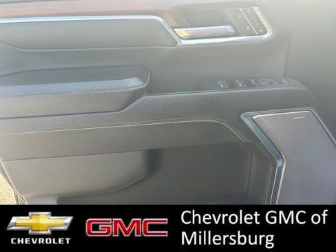 Used 2024 GMC Sierra 3500 Denali AWD/4WD image 14